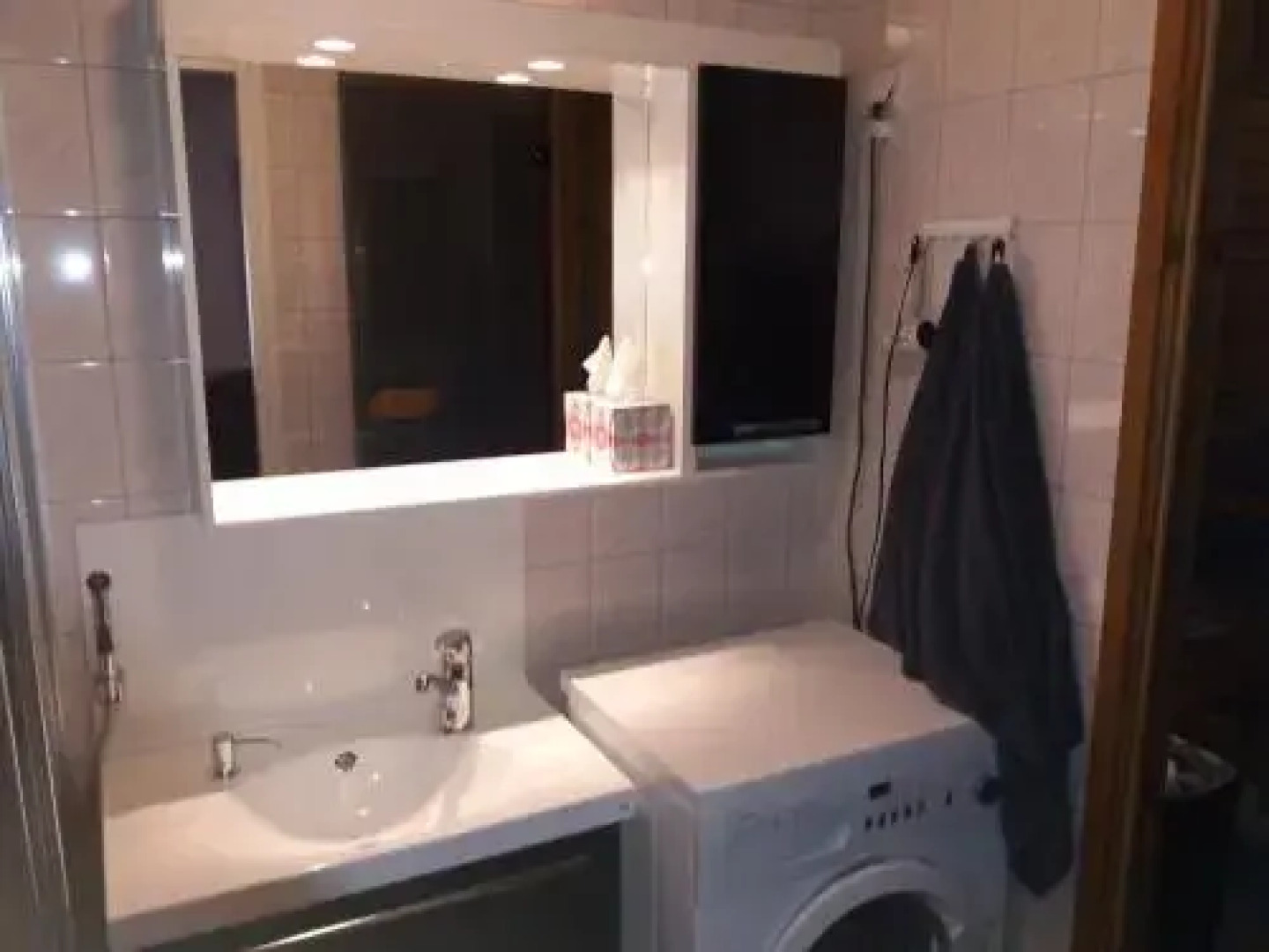 LeviBooking Moonlight Levi 112