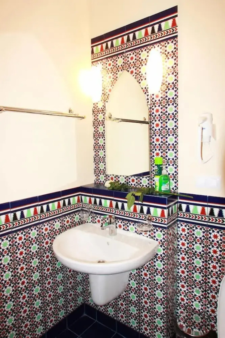 Отель «Шишки на Лампушке — Восточная Медина»