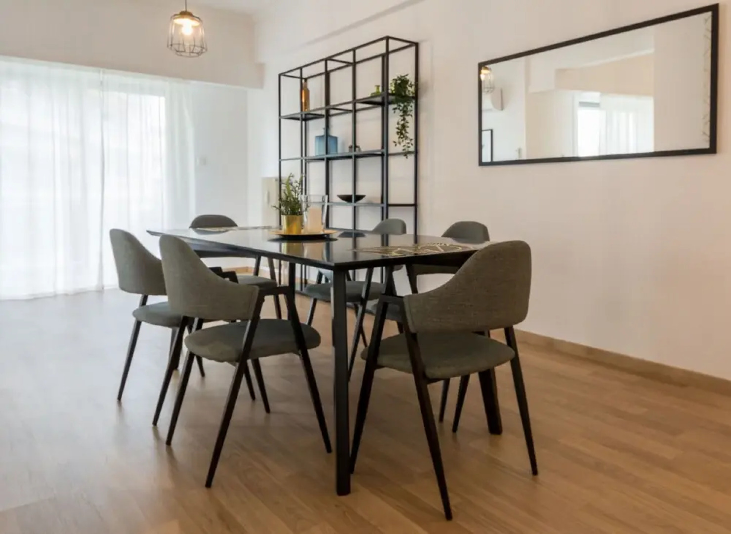 Mouson, Bright apartment next to the Sea