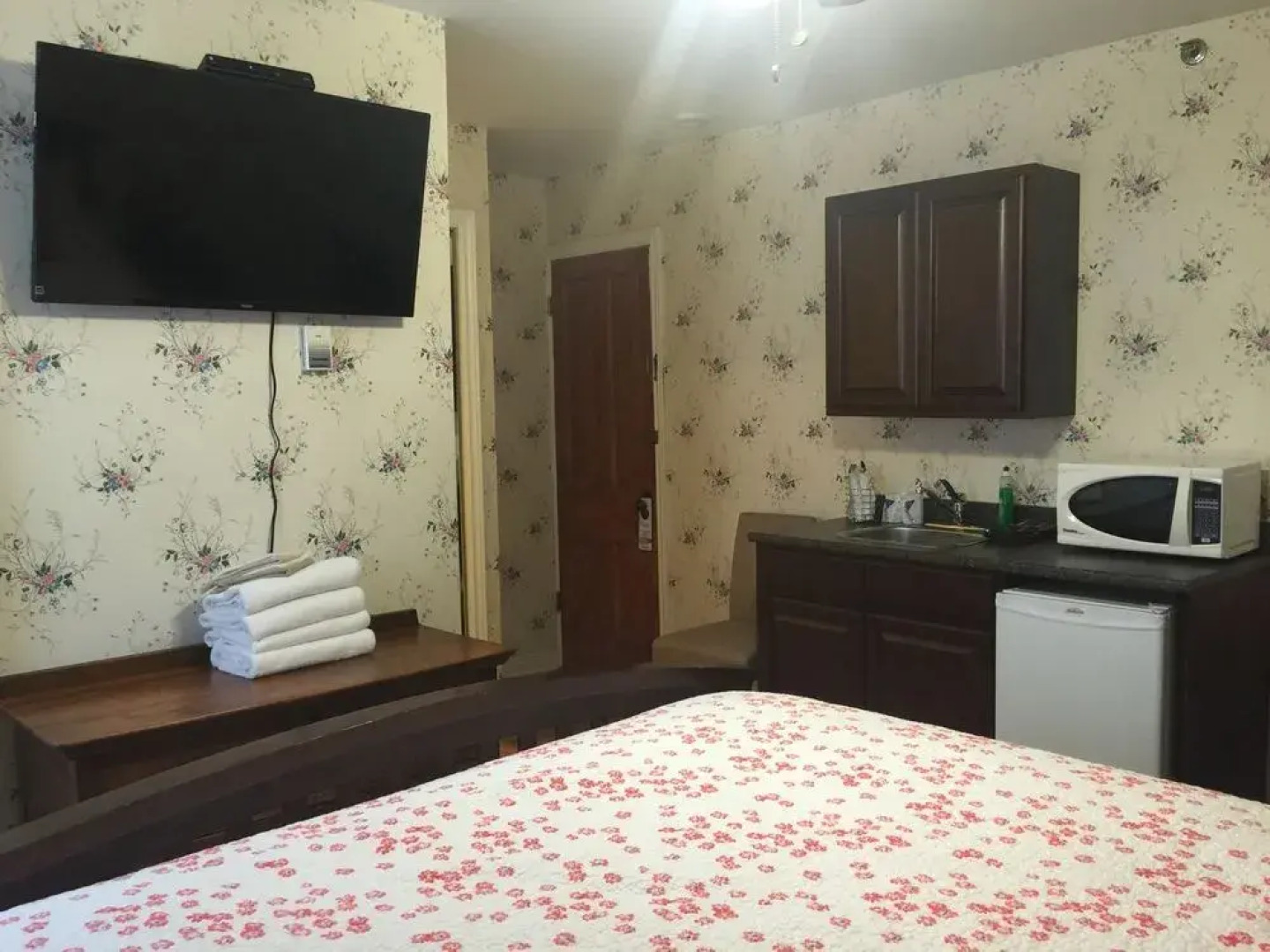 Prince Street Suites