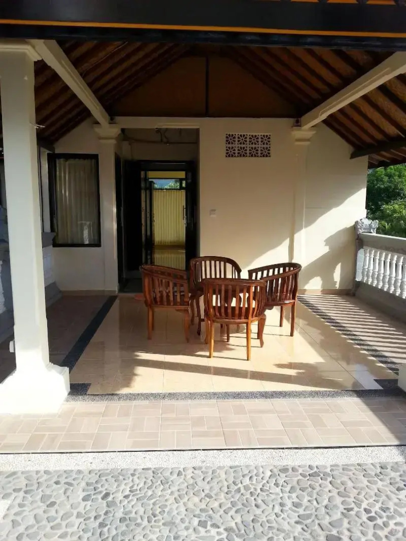 Puri Mandhara Lovina