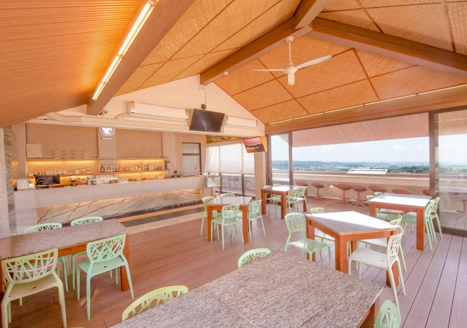 Yundeng Landscape Hotel