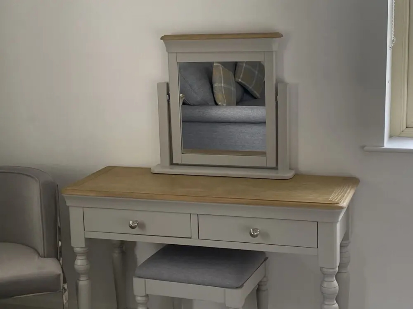 Rostrevor Valley Holiday Park- En-suite Rooms with Hot tub and Private Car Service