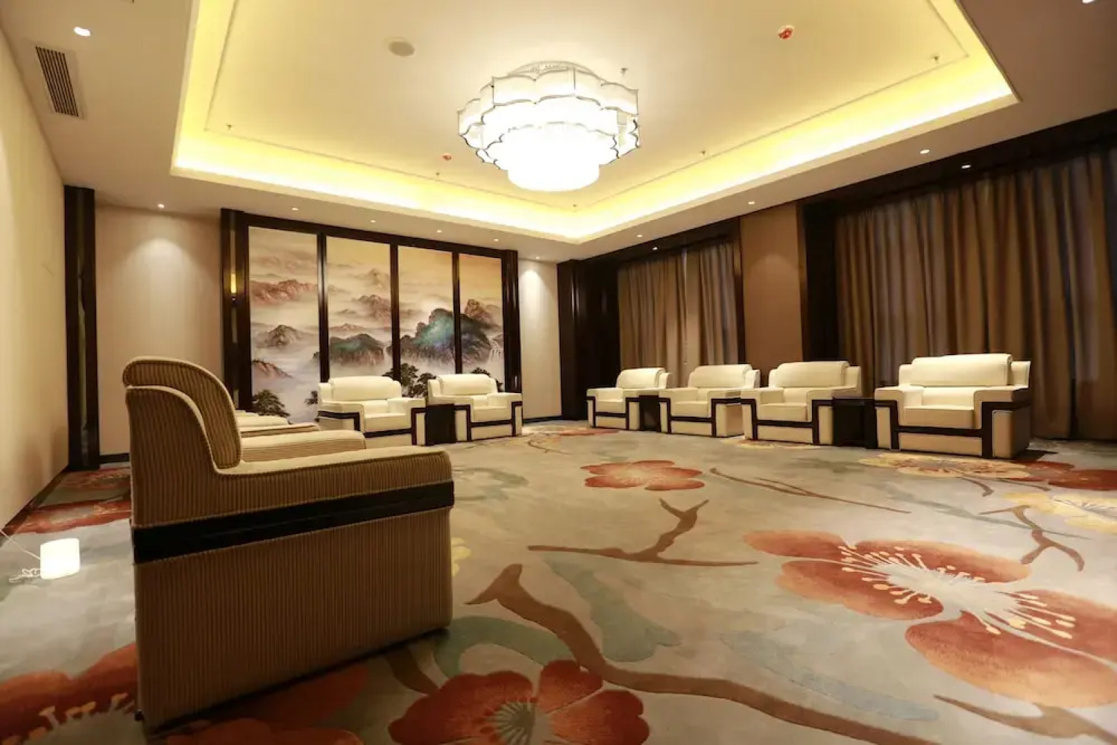 Tianyue Minshan Hotel
