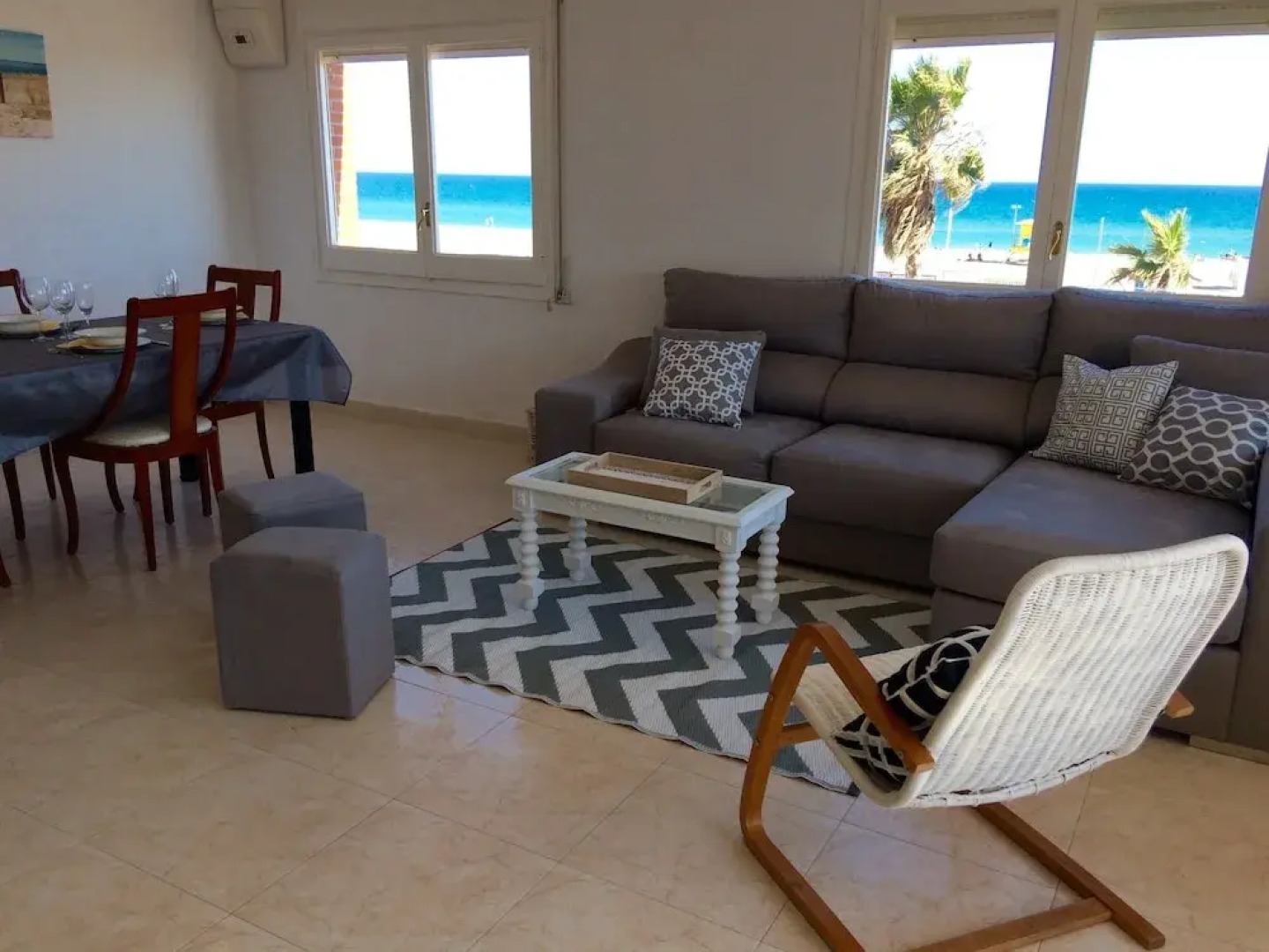 Calaluz Be my Guest Castelldefels