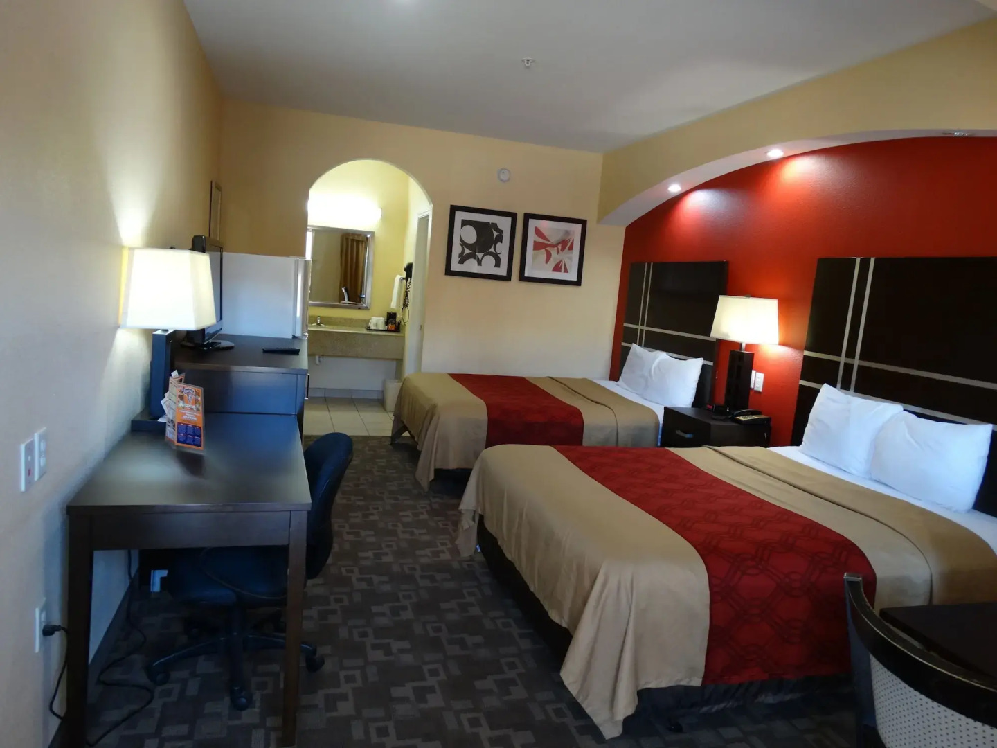 Regency Inn & Suites - Baytown