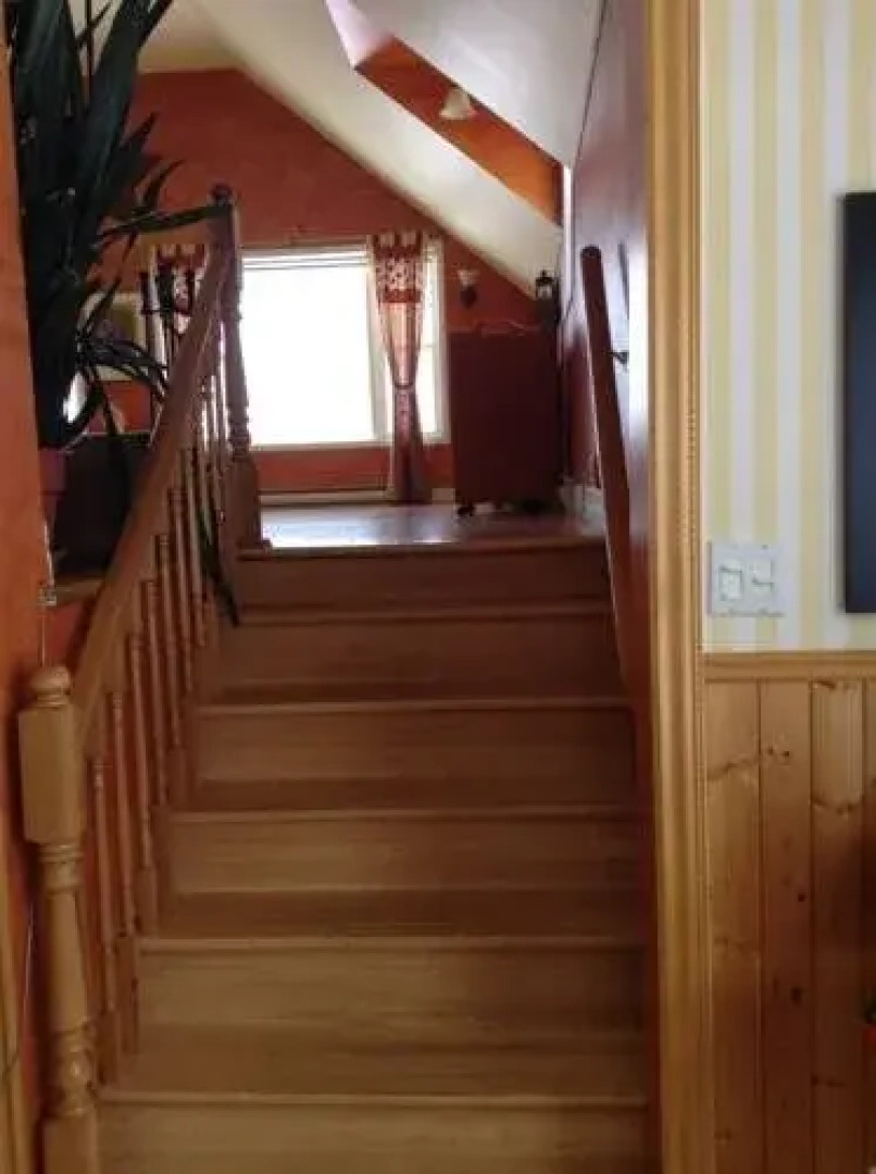 Table dans les nuages