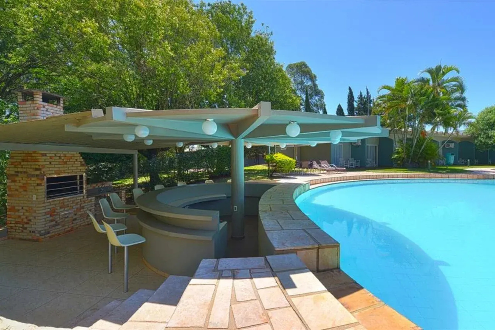 Hotel Deville Express Cascavel