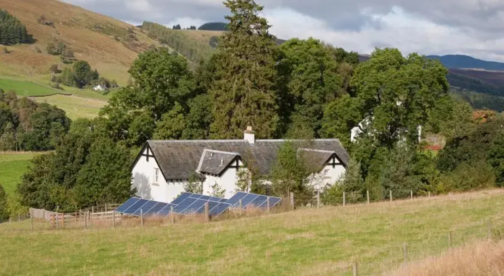 Cromald Cottages - East & West