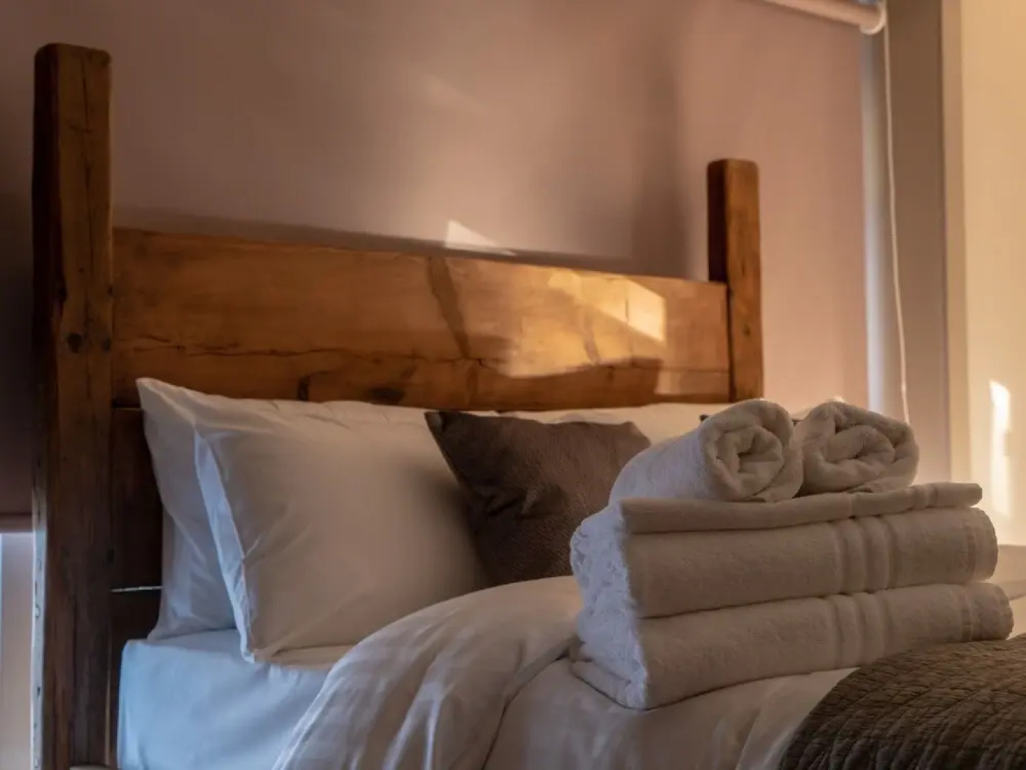 The Lion Pub & Grill