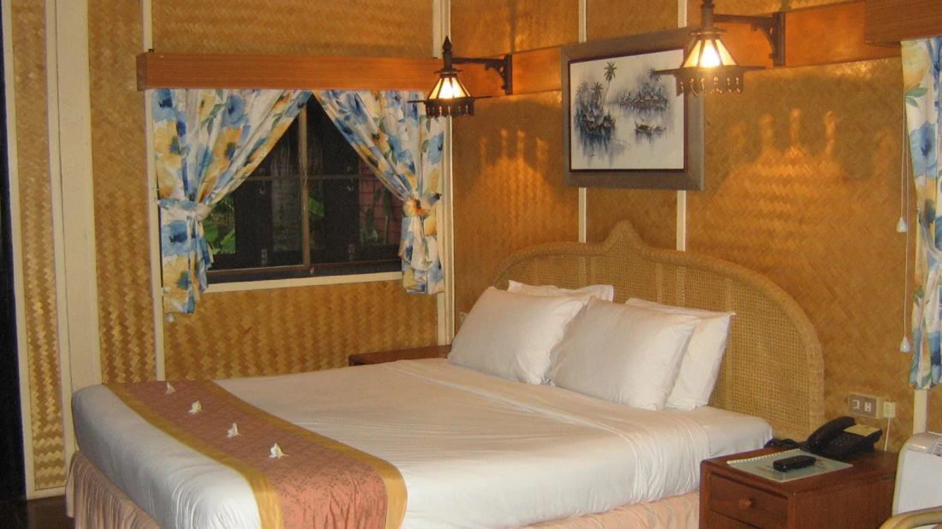 Sunset Village Beach Resort