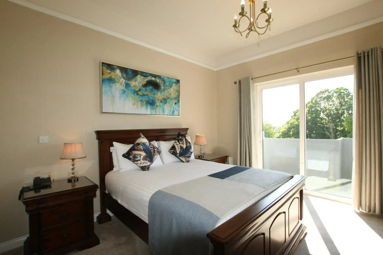 Crover House Hotel