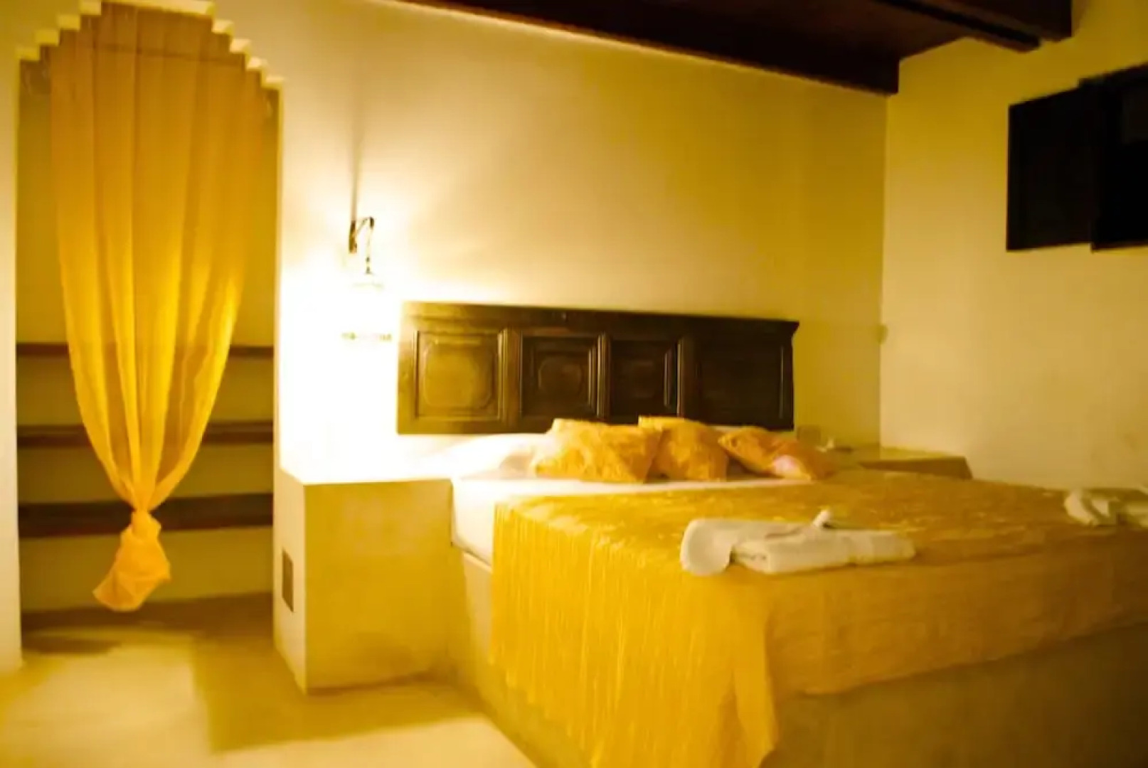 Los Roques Posada Piano y Papaya