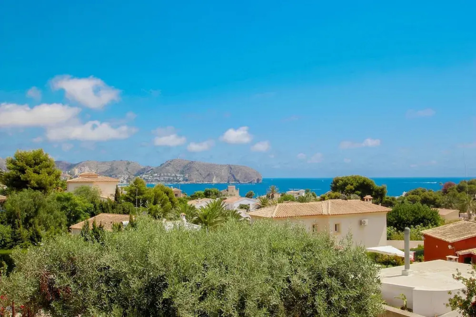Devesa - sea view villa with private pool in Moraira