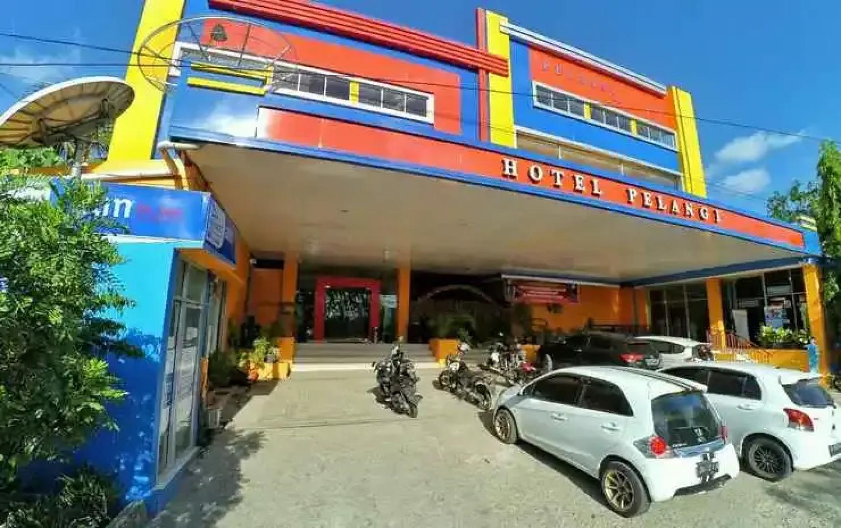 Hotel Pelangi