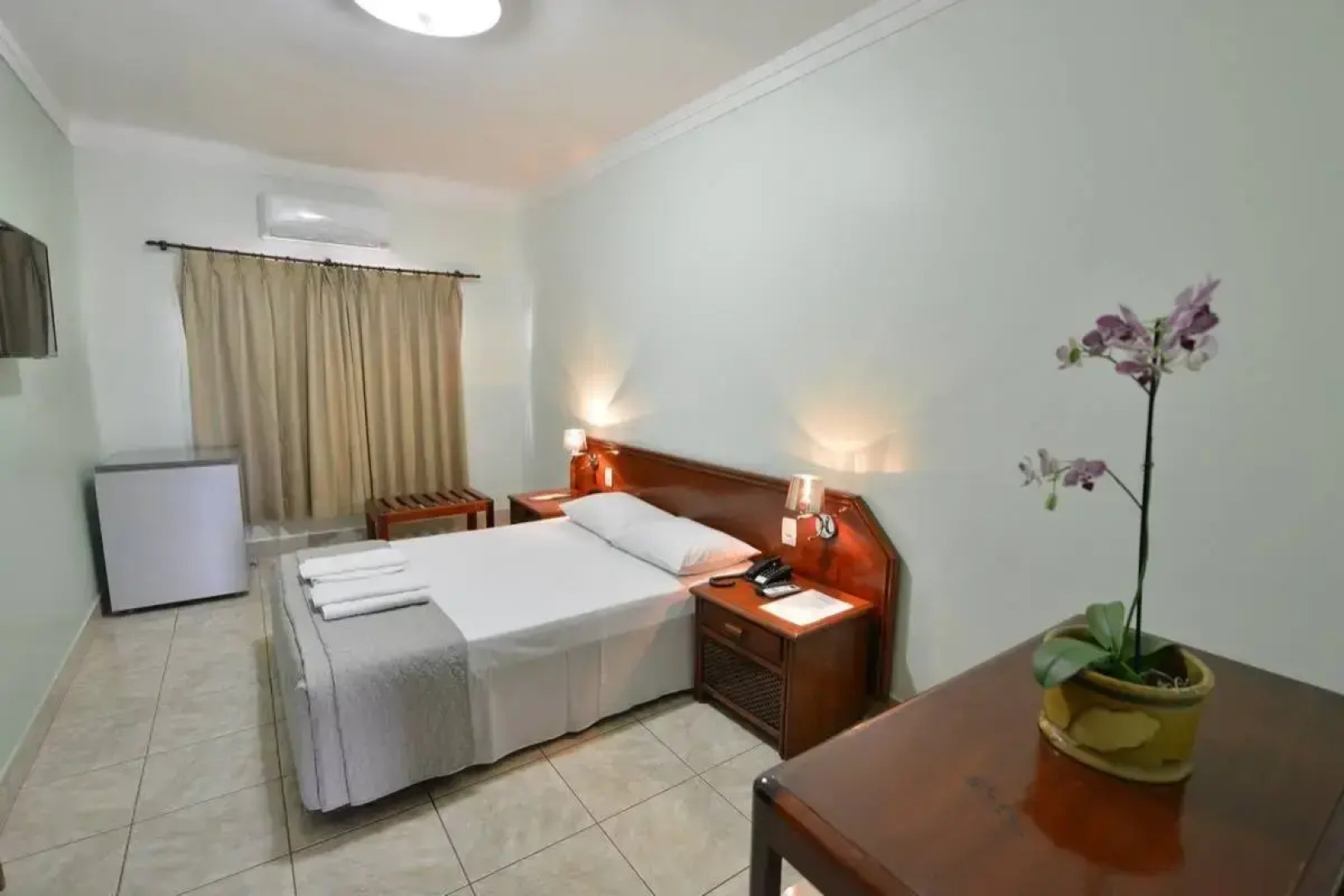 Italian Palace Hotel