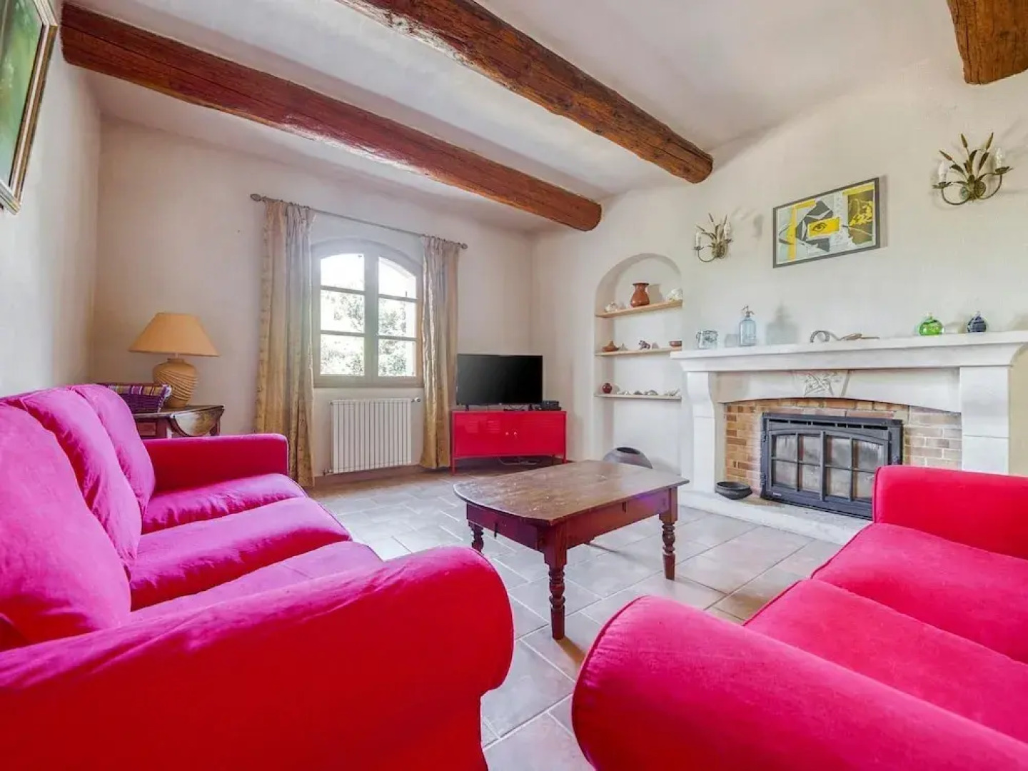 Alluring Holiday Home in Seguret With Private Swimming Pool