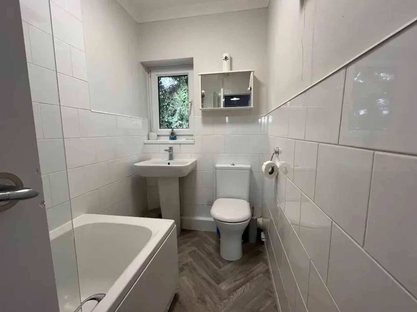 Seaside Haven Retreat - 2 Bedroom Apartment