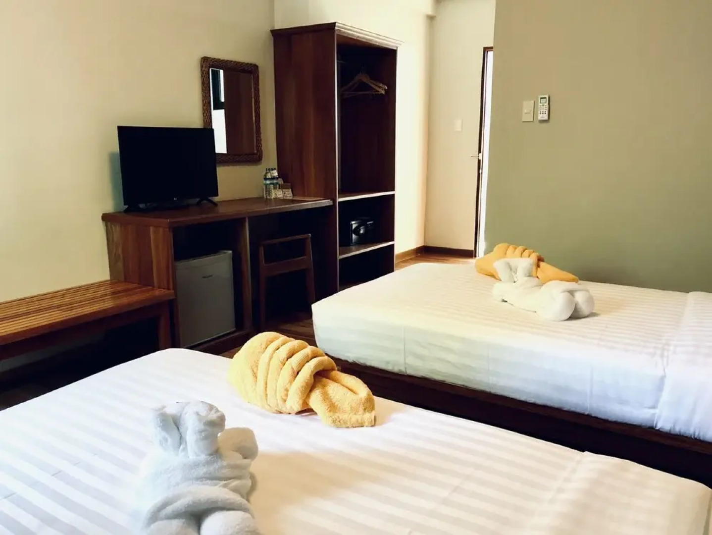 Sea Breeze Lodge Ngapali