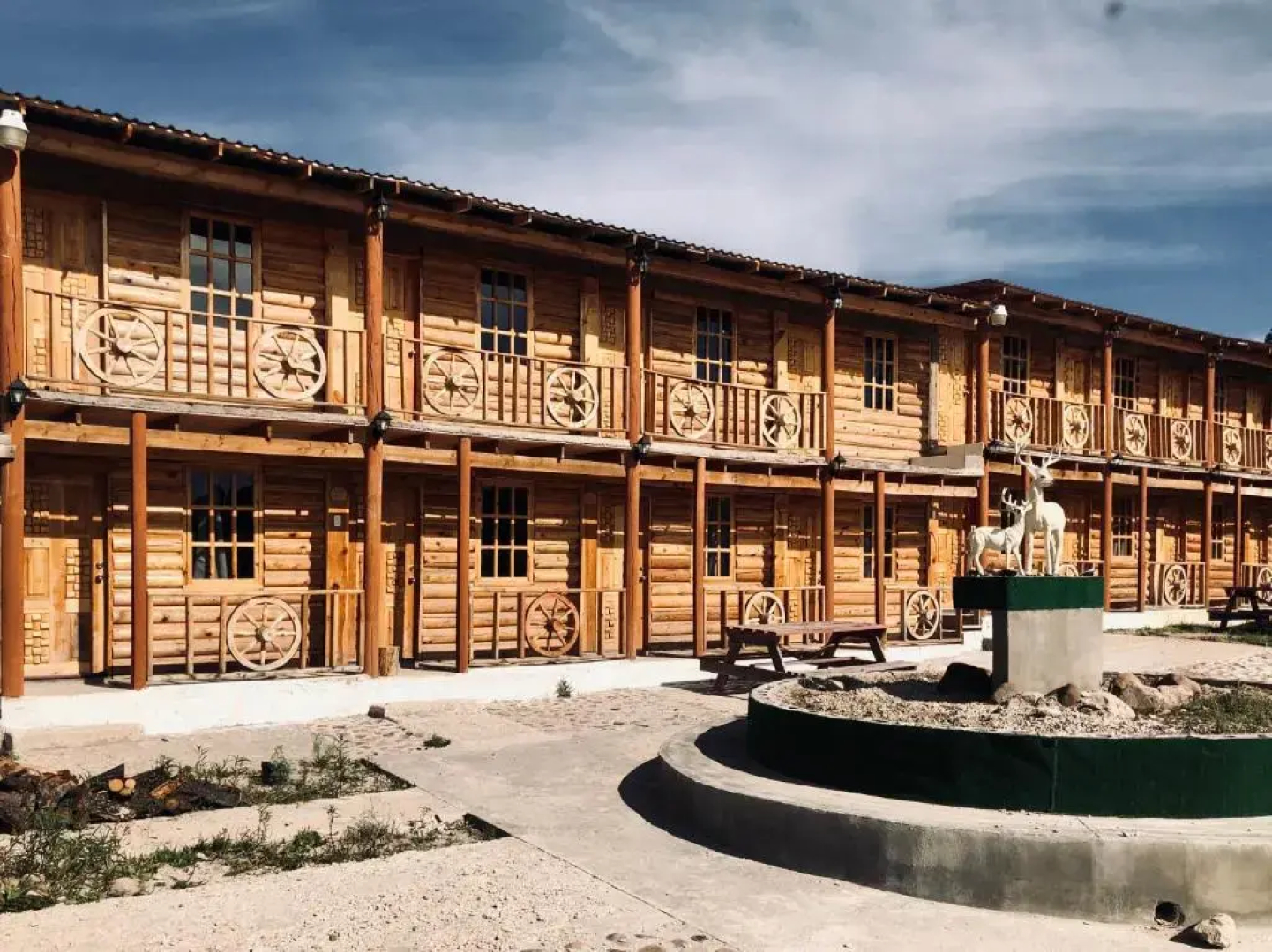 Simatiri Hotel y Cabañas by Rotamundos
