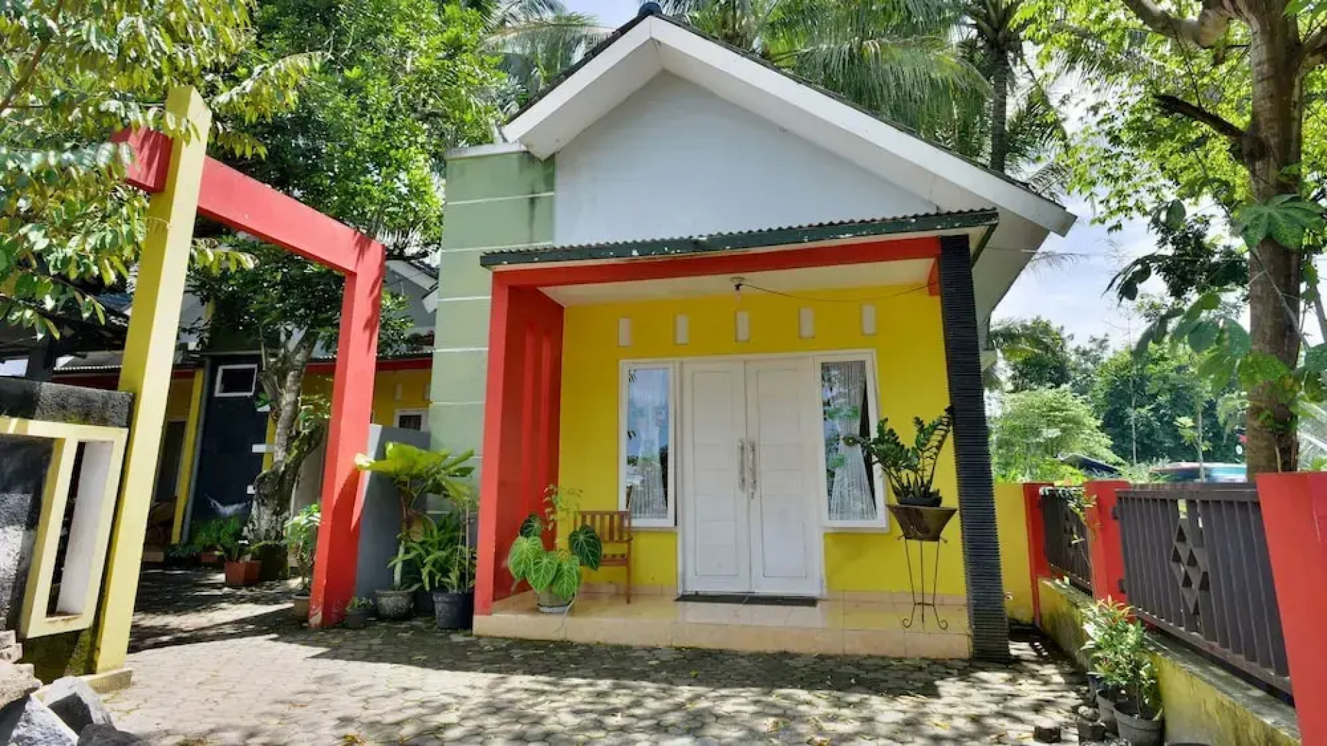 ZEN Rooms Daranindra Borobudur
