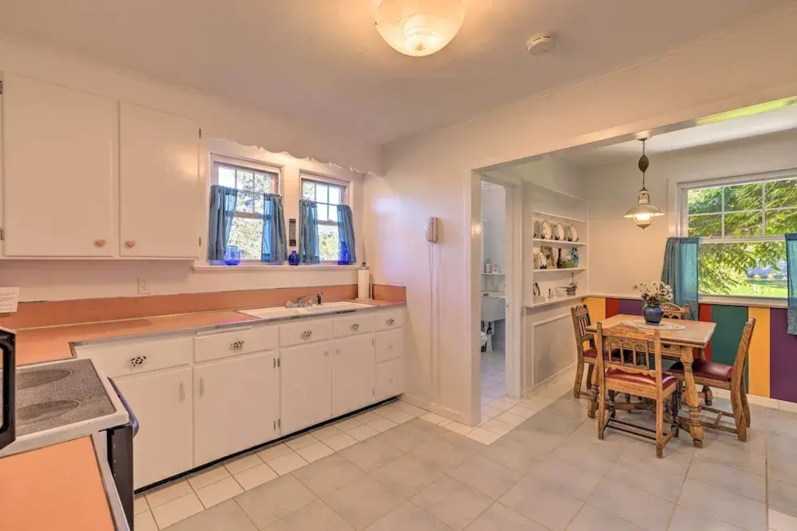 Near Wineries: Historic North Fork Farmhouse!