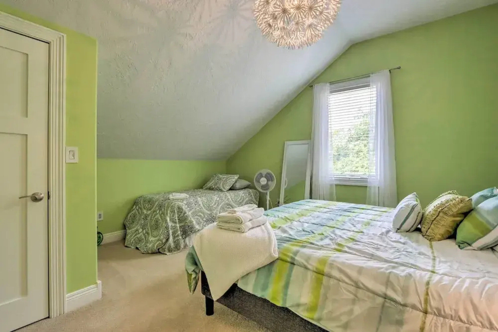 Boat Dock & Kayaks: Luxury Lake of the Ozarks Home