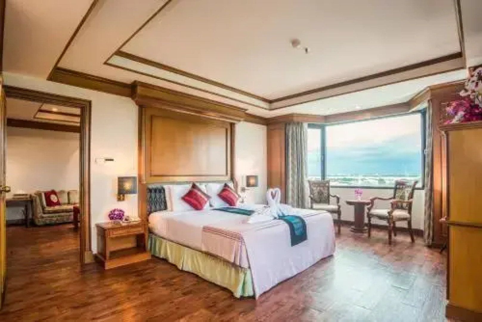 Mukdahan Grand Hotel