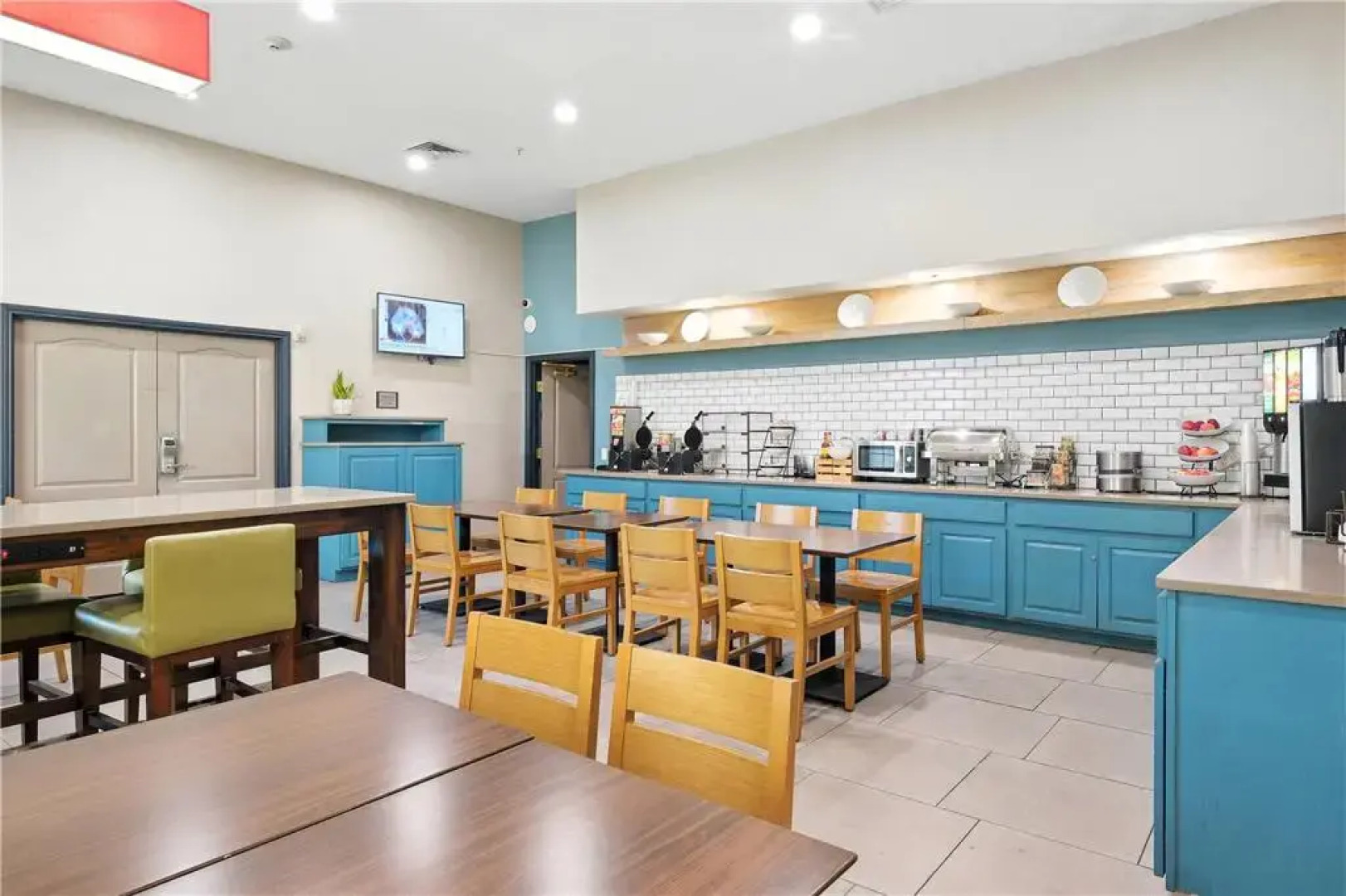 Country Inn & Suites by Radisson, Merrillville, IN