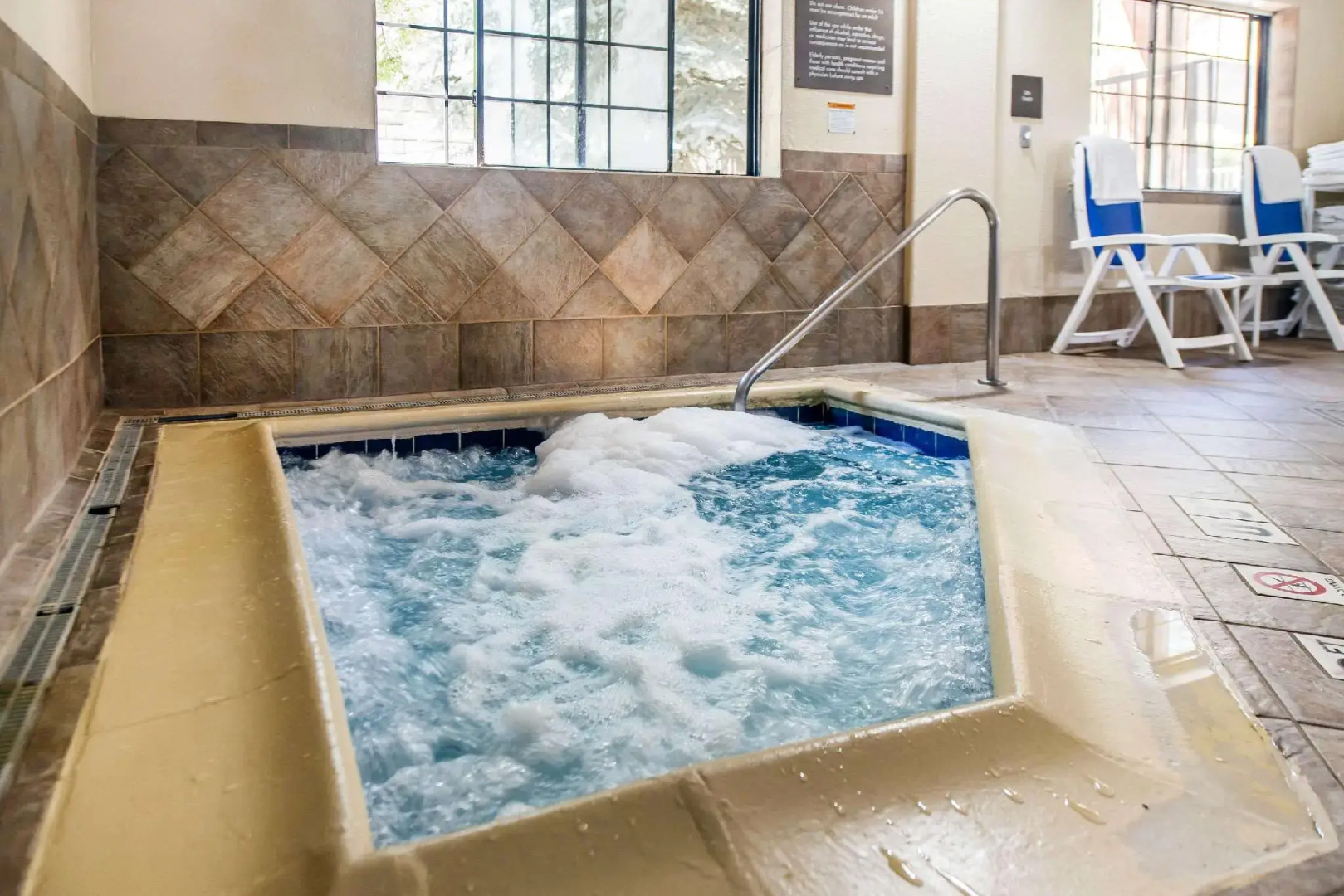 Comfort Suites Golden West on Evergreen Parkway