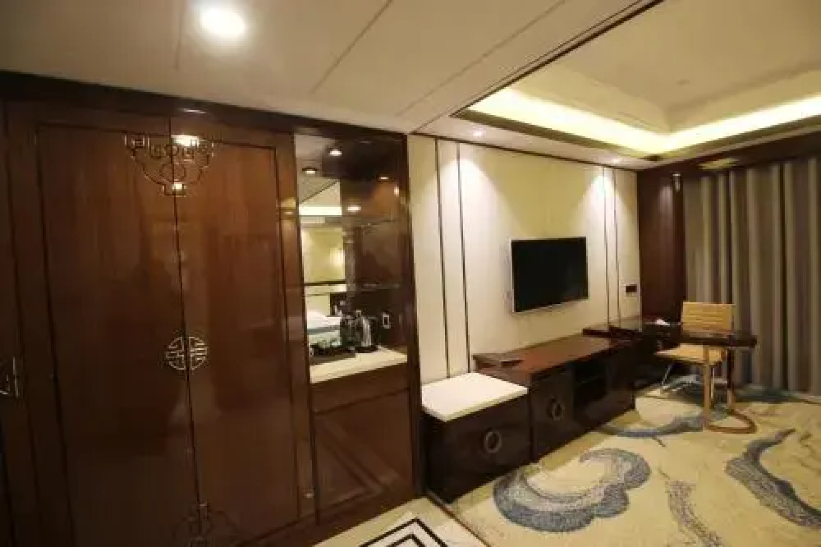 Zhangye Diamond Hotel