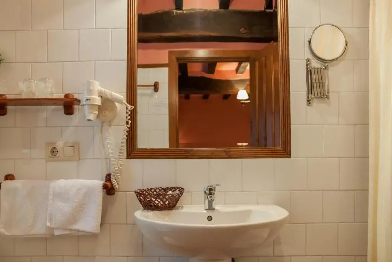 Casona De La Salceda