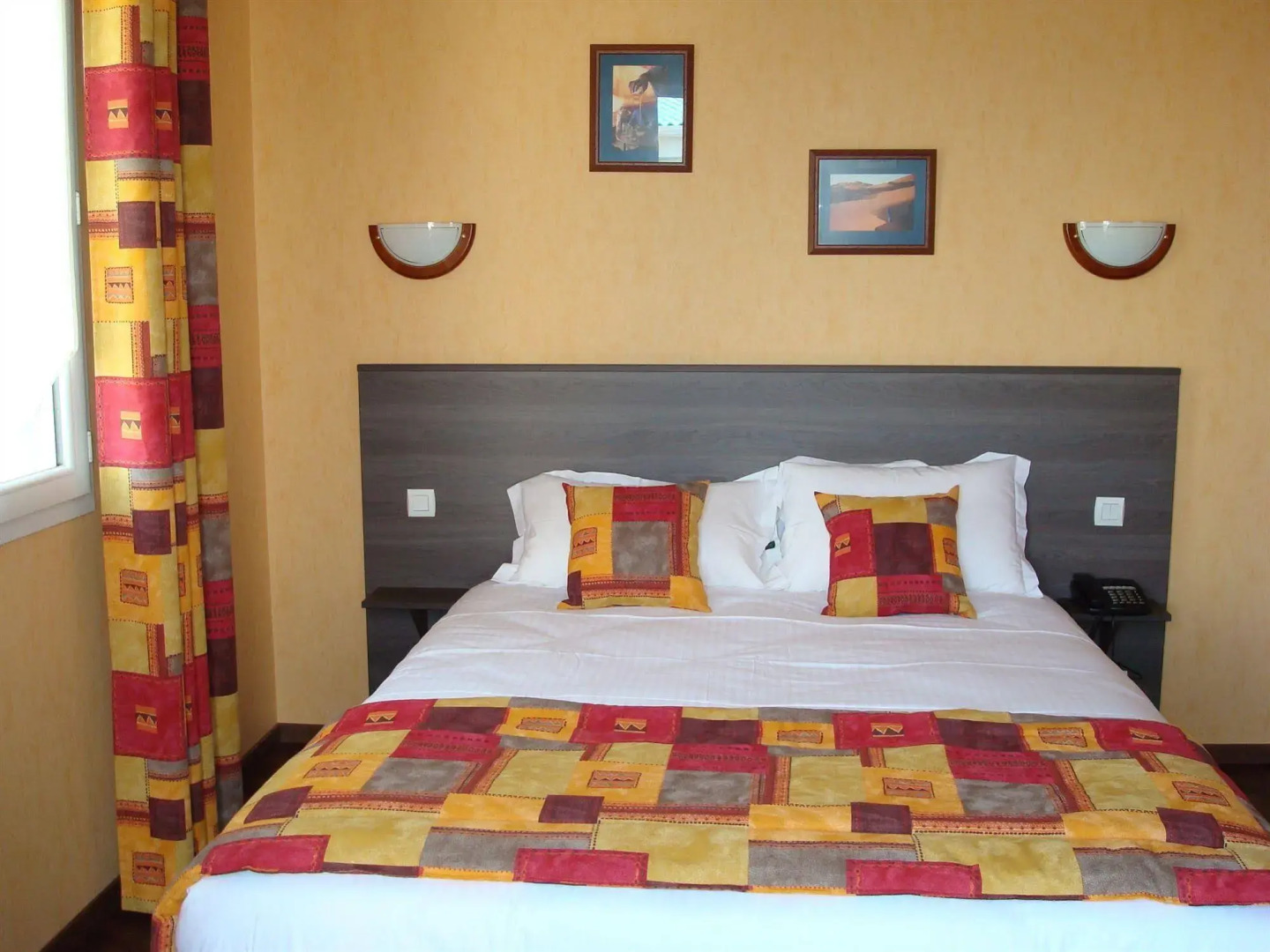 Brit Hotel Confort Azur Cholet Nord