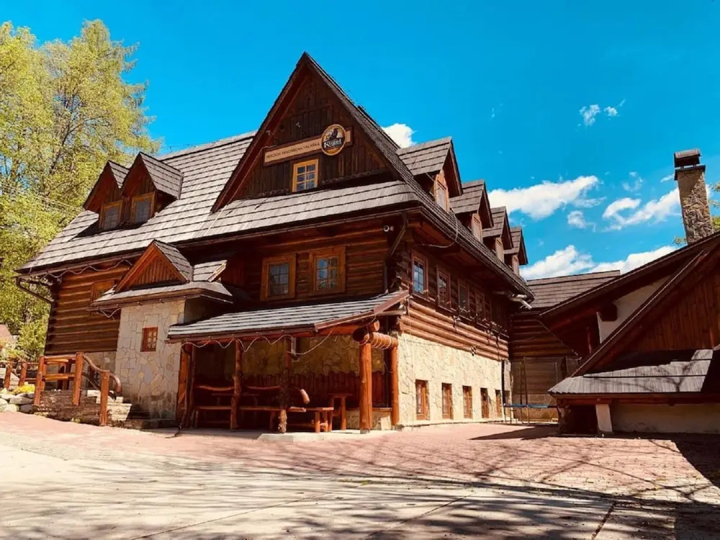 Jánošíkova Valaška Pension & Restaurant