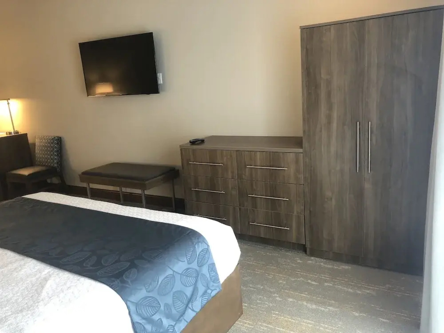 Kodiak Compass Suites