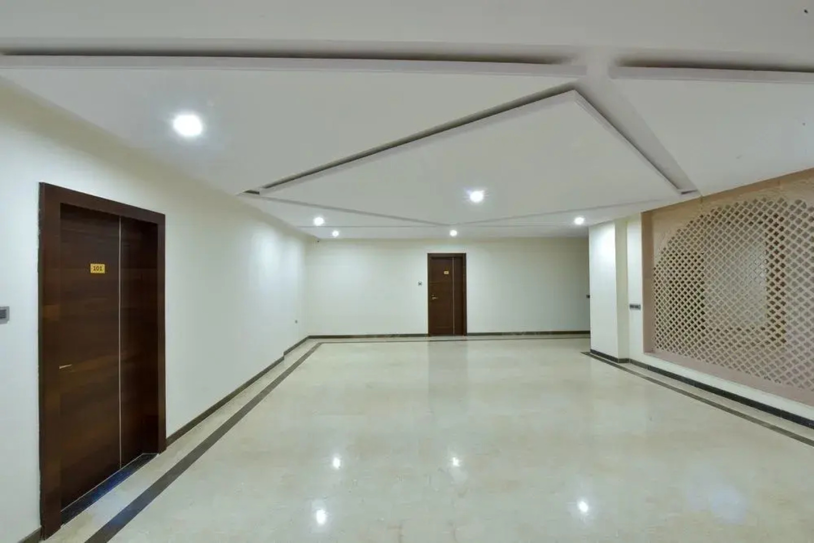 Clarks Safari Ranthambore