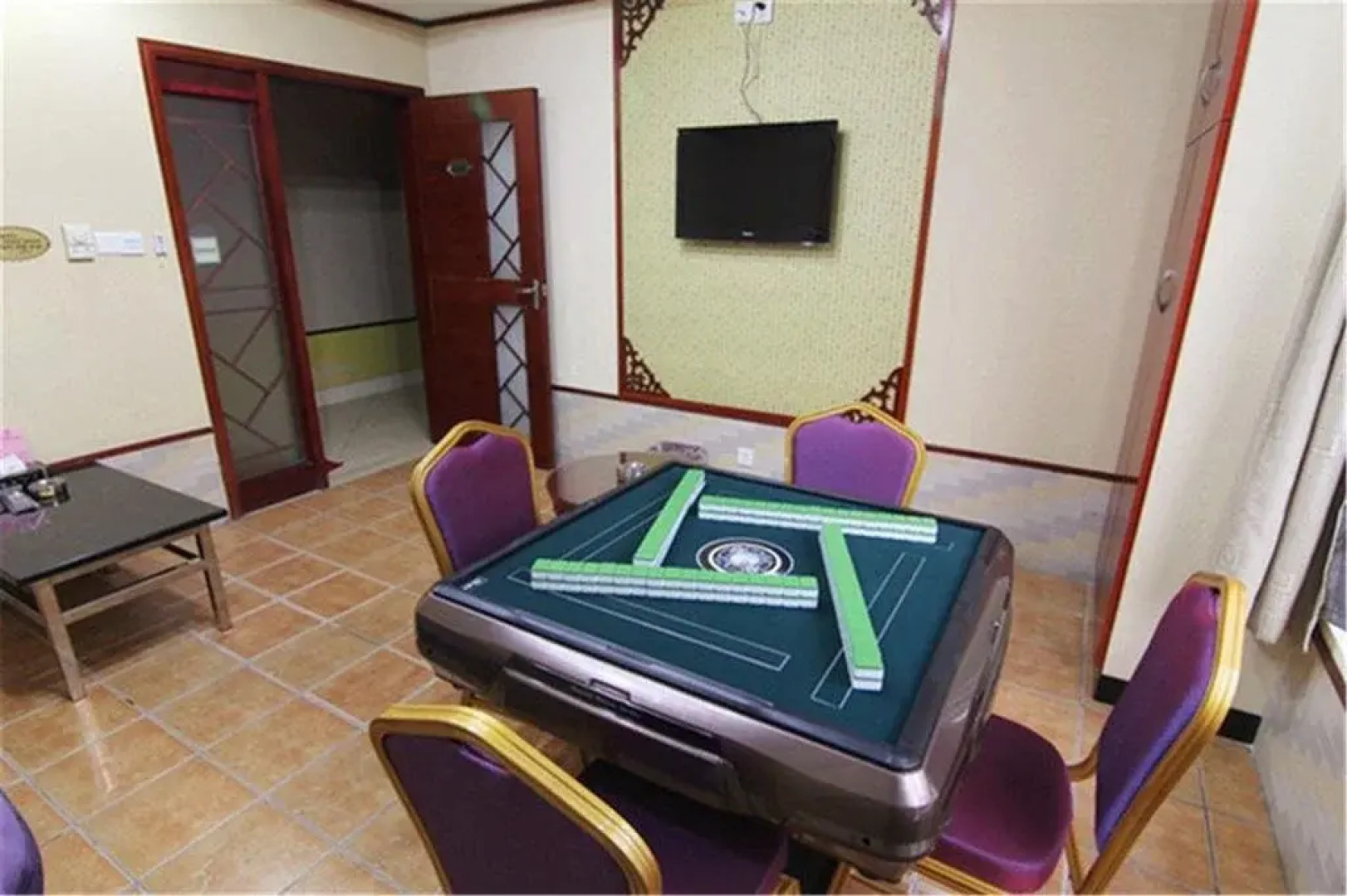 Changping Fulong Hotel