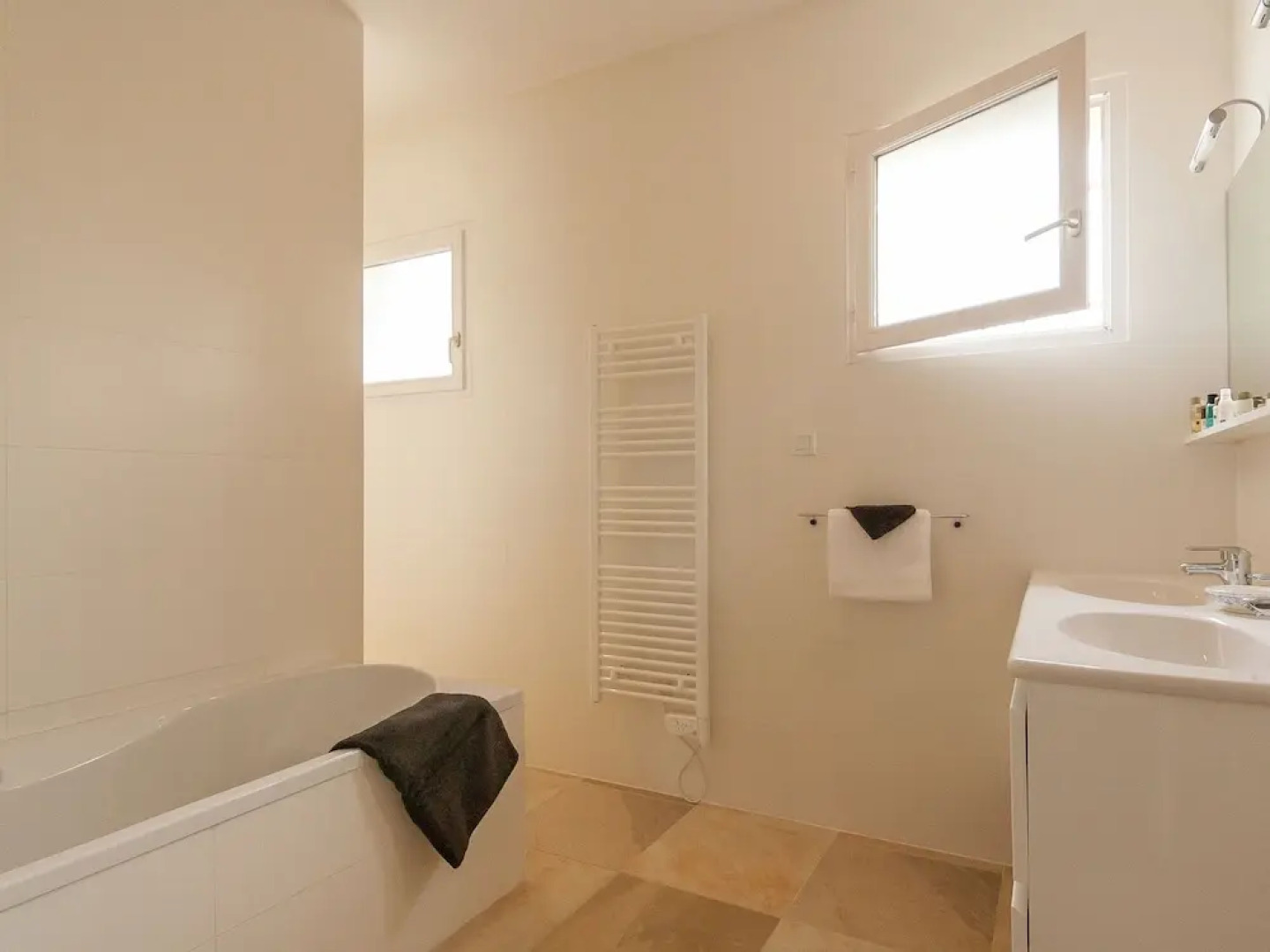 Spacious Luxury Villa With Private Heated Pool at an Golf Course