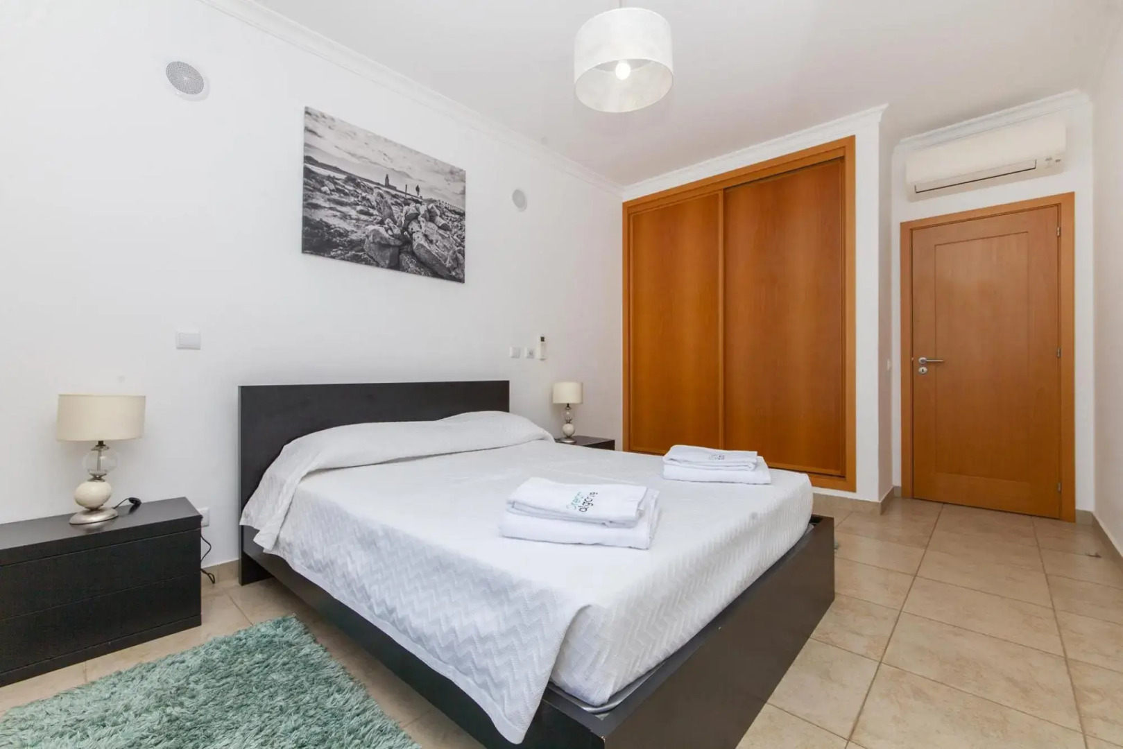 C04 - Pool View 3 Bed Apartment