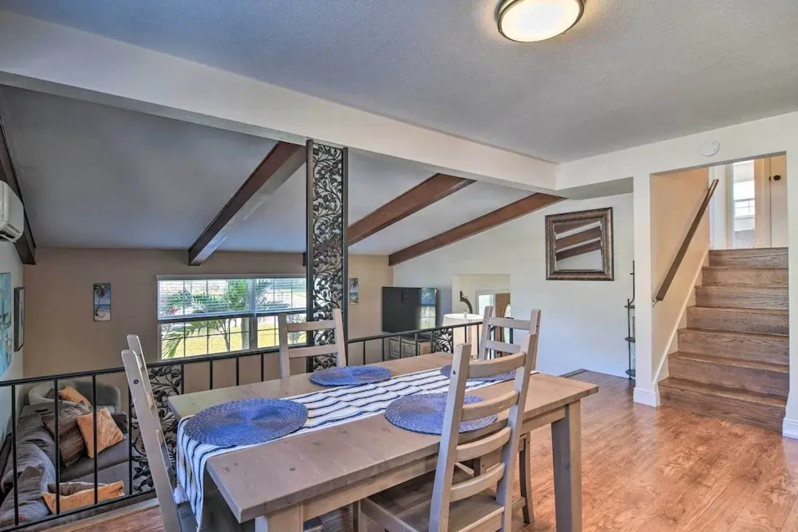 Seminole Home: 1 Mi to Indian Shores Beach!