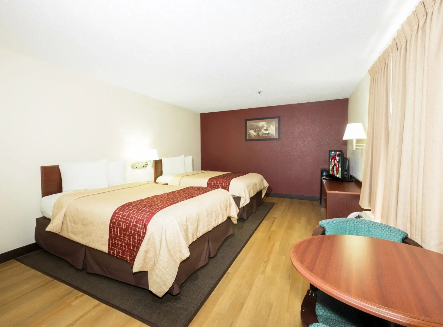 Red Roof Inn & Suites Dover Downtown