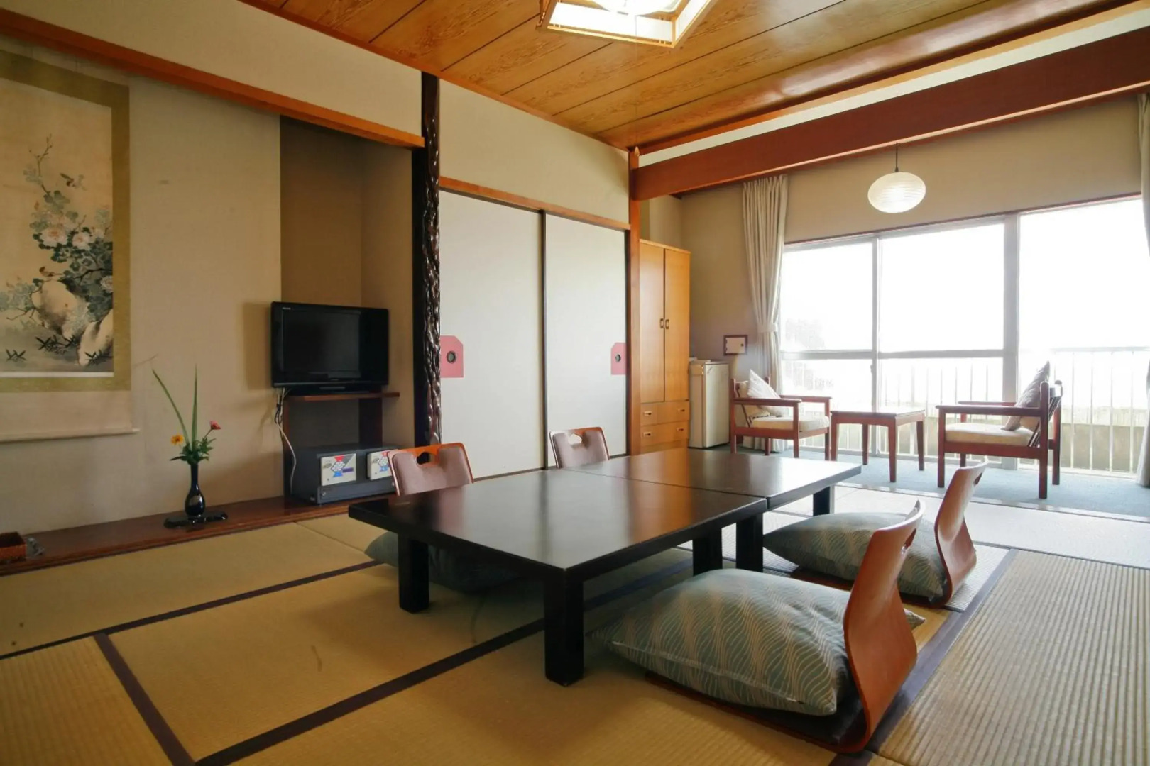 Tabinoyado Ushionoakari Geiboso