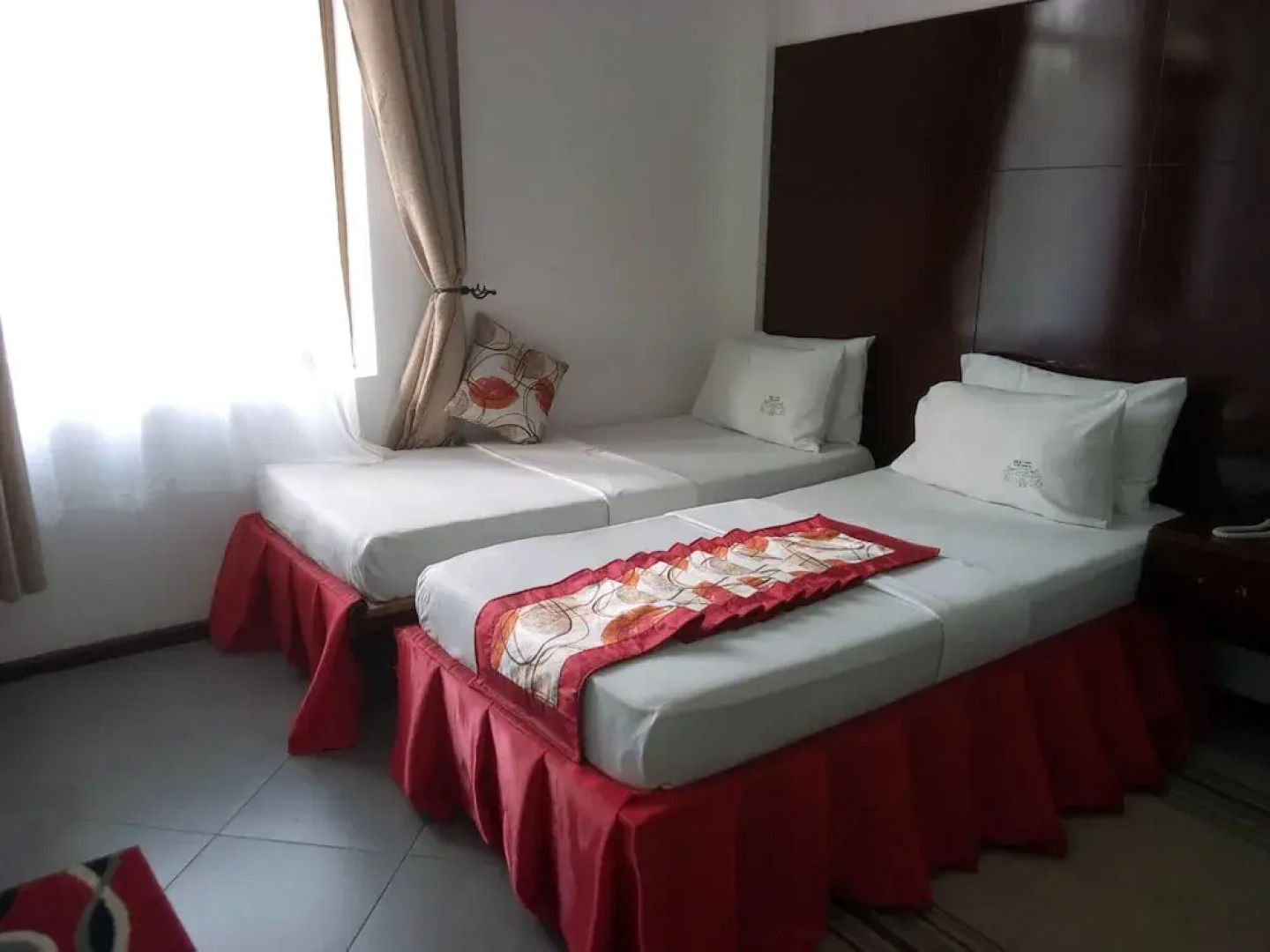 The Grand Villa Hotel