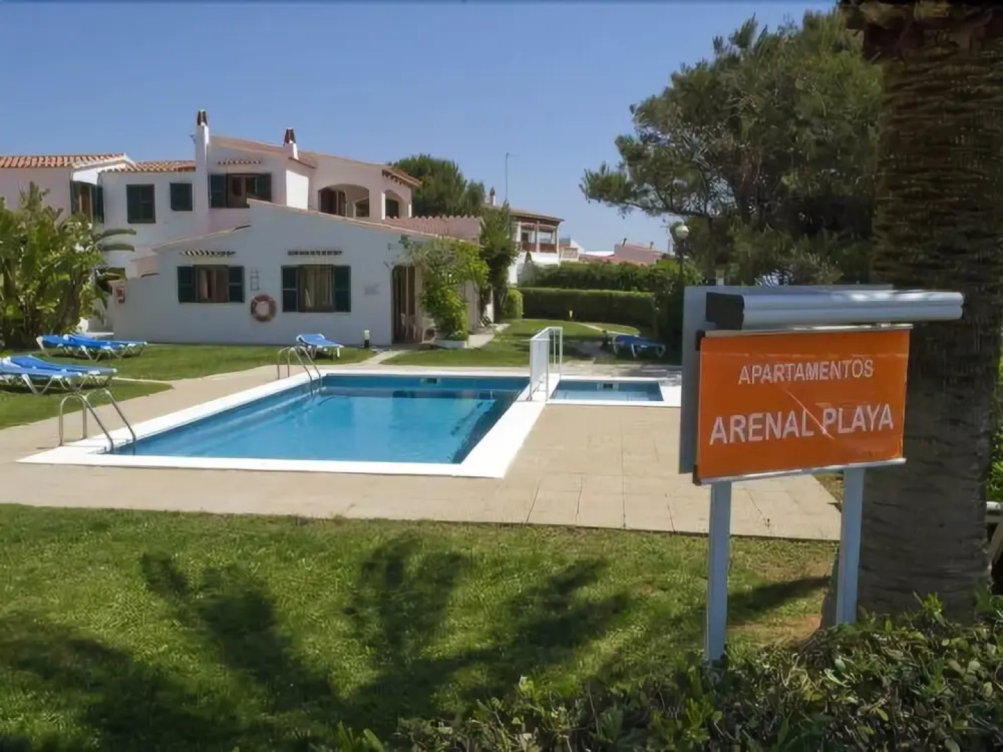 Apartamentos Arenal Playa