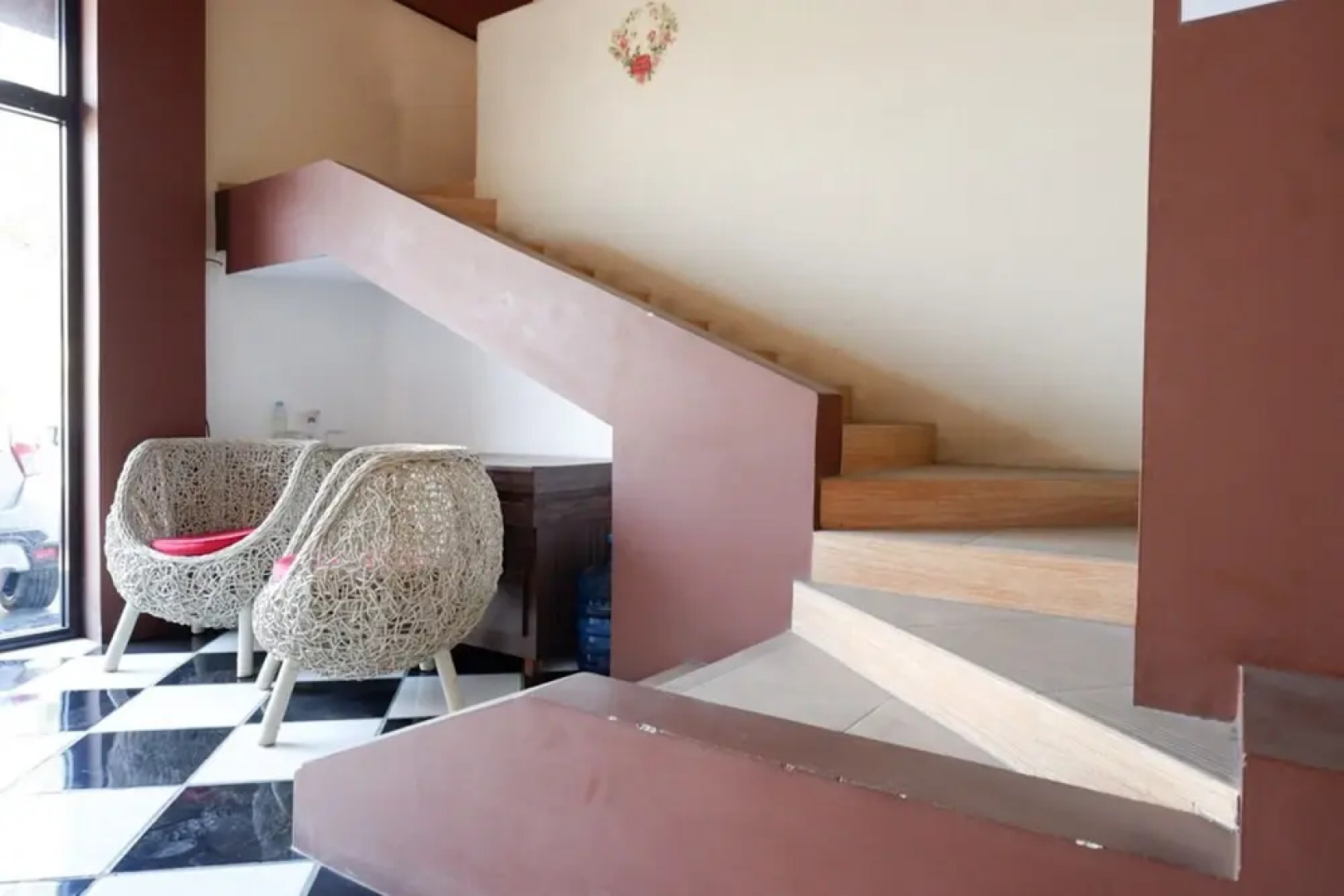 RedDoorz Syariah near Stasiun Pekalongan