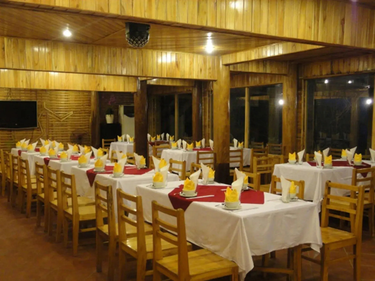 Monkey Island Resort