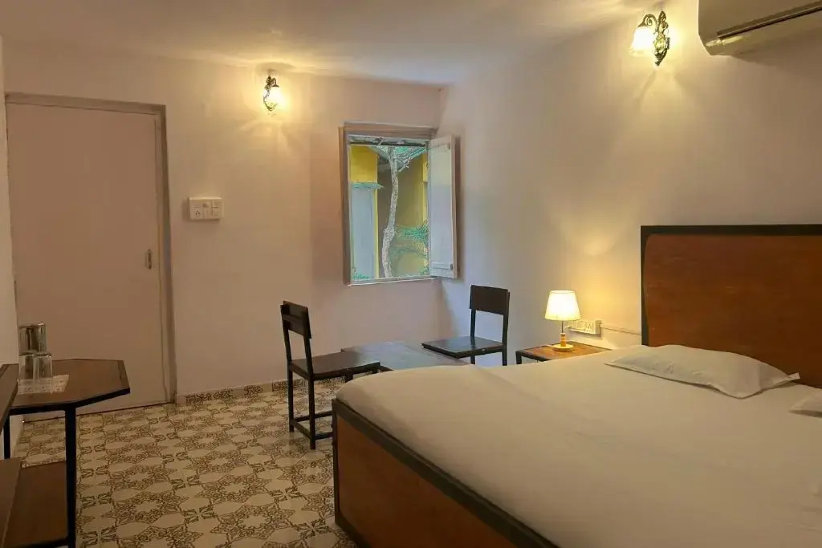 Rewa Hotels & Resorts