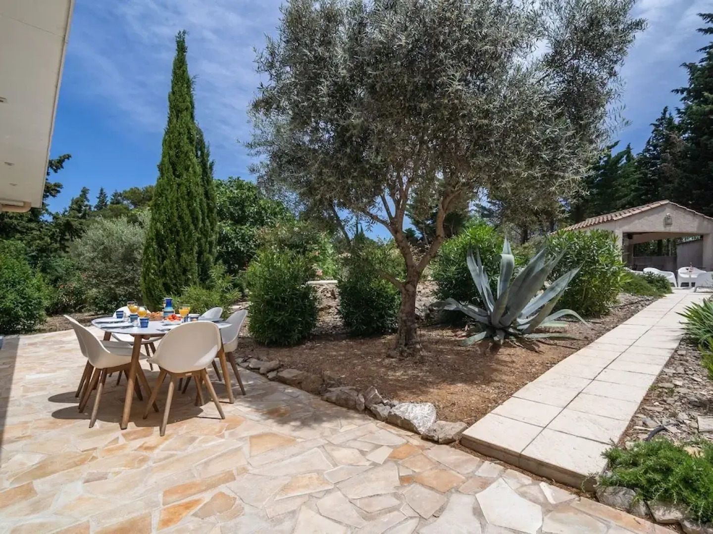 Comfy Villa in Pouzols-minervois With Private Pool