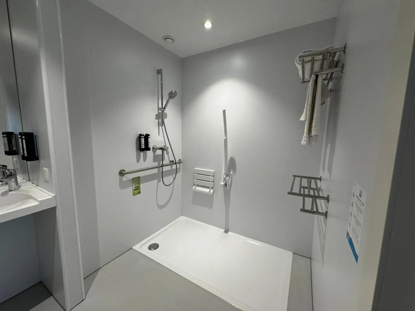 Hotel & Aparthotel Casteau Resort Mons