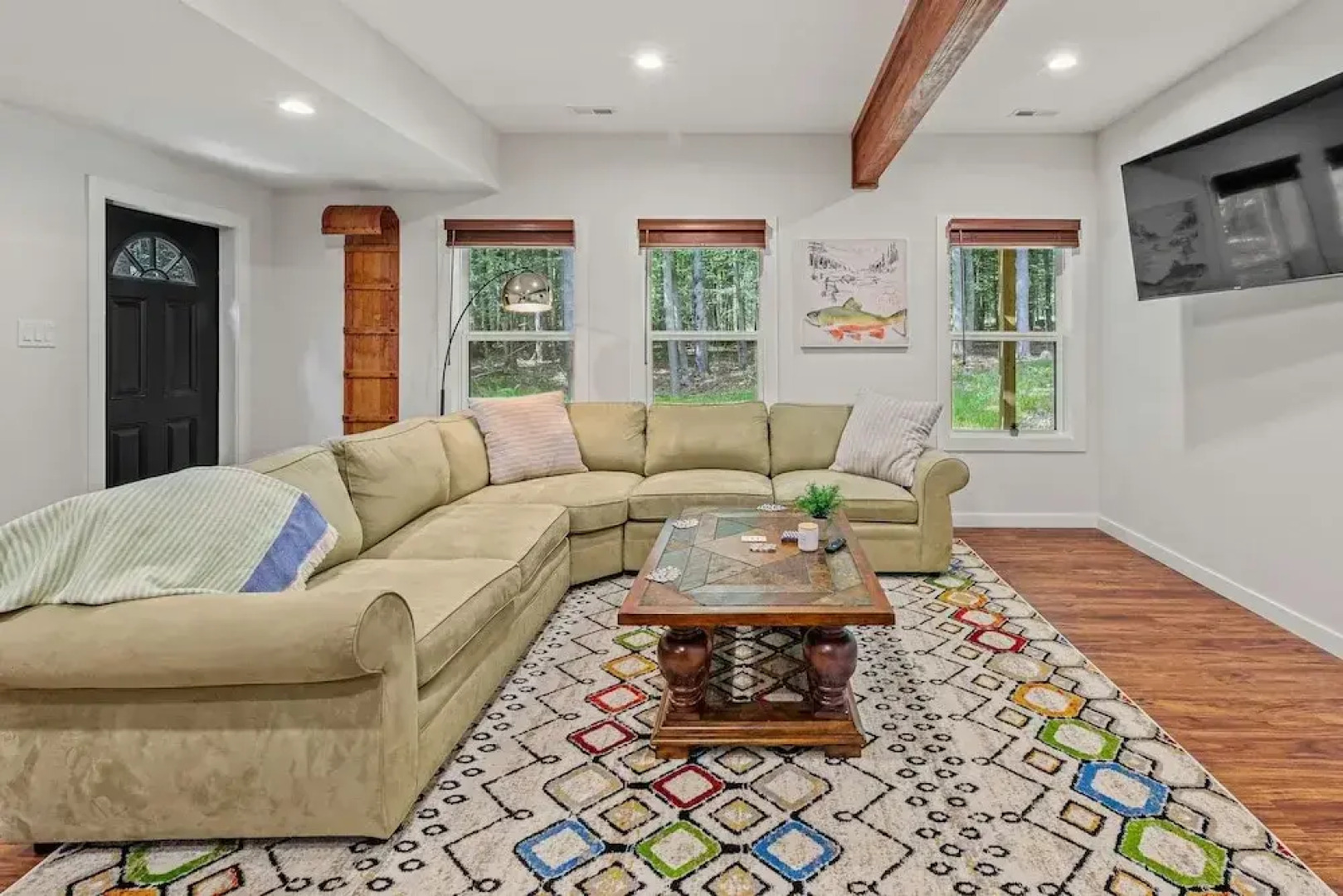 Happy Trails Chalet by Avantstay Sauna Deck Private Community Beach Access